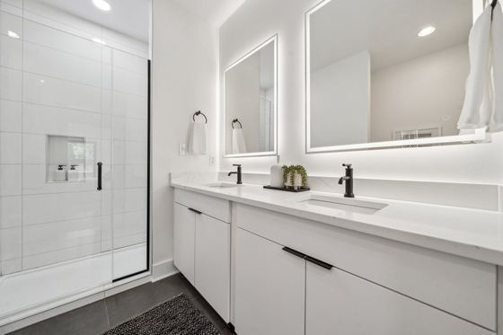 Chestnut Flats — photo 19
